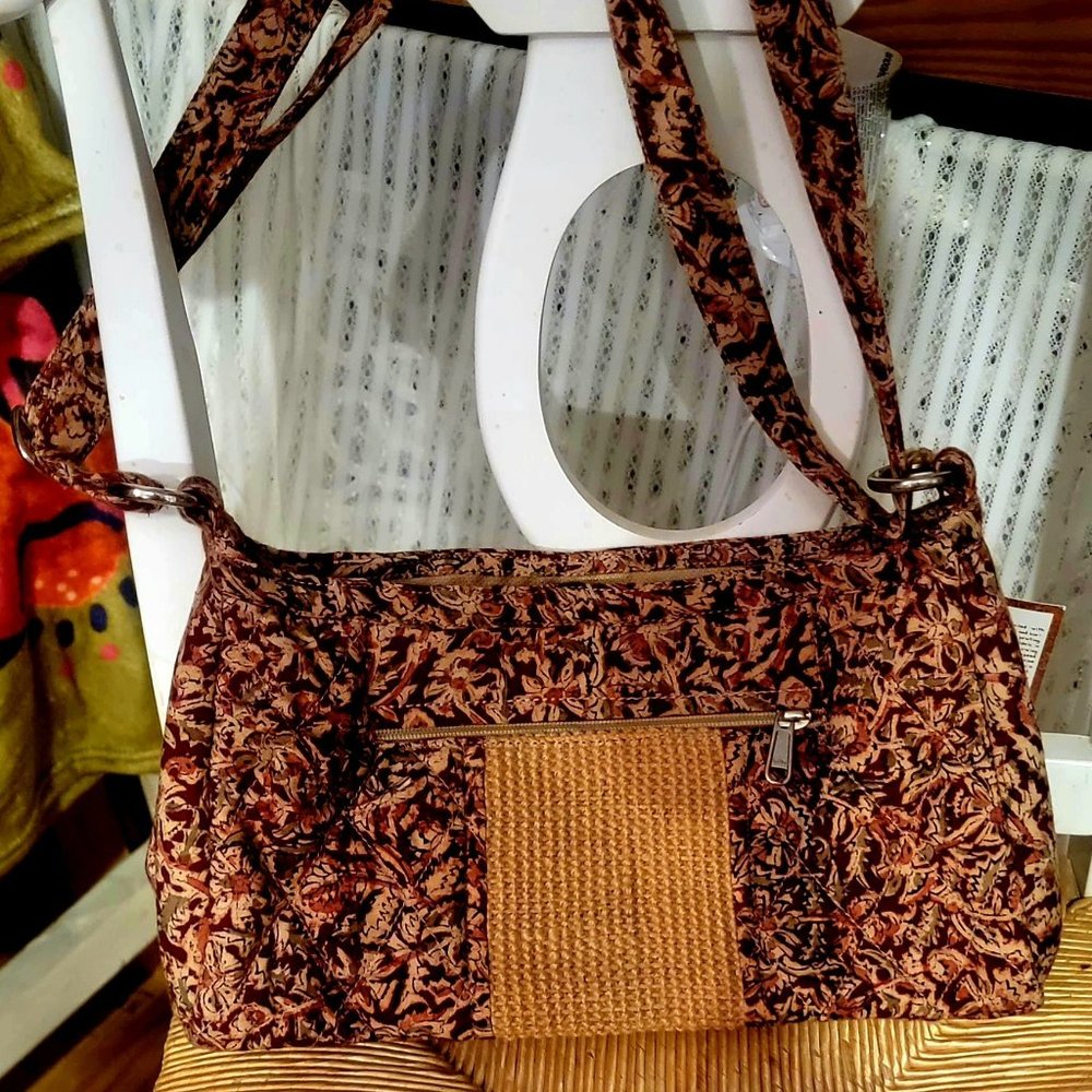 Maroon Rose Pocketbook